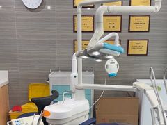 -上海仁爱医院口腔科 · 种植