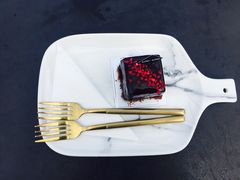 -UNI UNI(环亚凯瑟琳店)