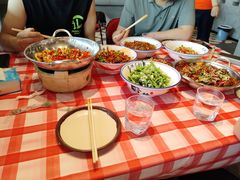 -笨豆腐居民楼菜馆•江西小炒(天津开发区店)