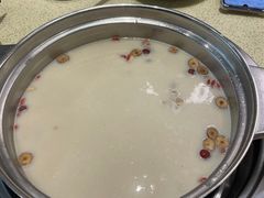 -煲大王猪肚鸡·椰子鸡火锅(红谷滩万达店)