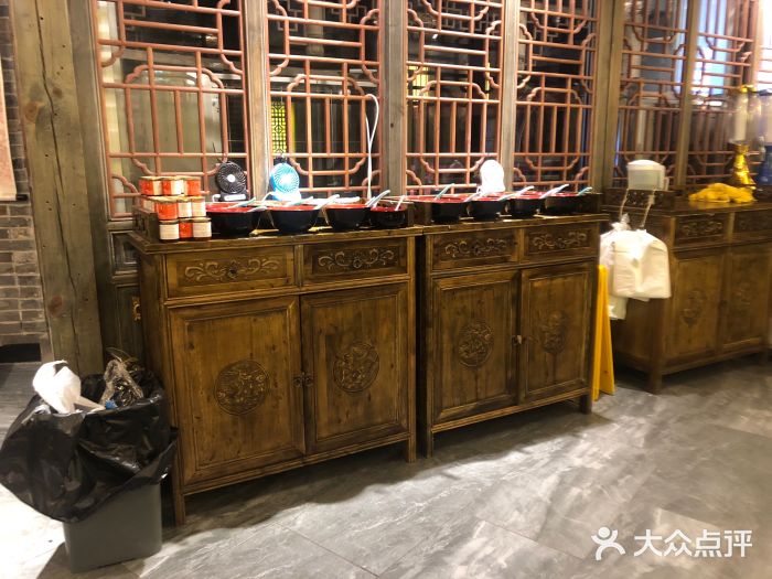 小龙坎老火锅图片