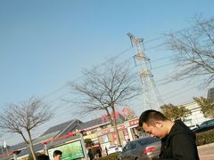 -八仙台服务区-停车场