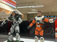 -泡泡玛特POPMART(蓝色港湾店)