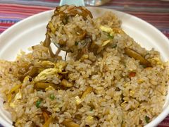 -香巴拉云南餐厅(华莱坞店)