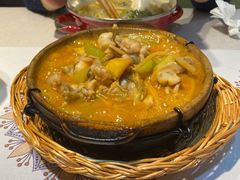 砂锅酸笋牛蛙-丽丽三鲜螺蛳粉(田林路店)