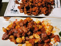 黑蒜子牛肉粒-津菜宋记老房子(平山道店)