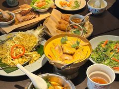 -大头虾越式风味餐厅(光明广场店)