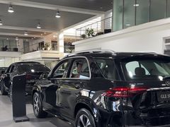 -上海星瀚奔驰4S店(红柳路店)