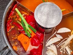 -晓宇重庆火锅(西安荟聚店)