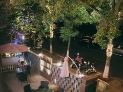 -湖庭壹品鸭王·传统北京烤鸭·别墅私房菜·庭院宵夜(江宁店)