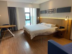 -乐福酒店(黎黄陂路汉口江滩店)