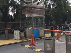 -百联中环购物广场-停车场