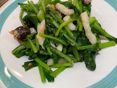 -东来菜馆•手抓海鲜家常菜•海鲜锅贴(鸽子窝店)
