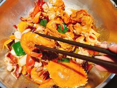 -七欣天香辣蟹火锅(无锡金太湖国际城店)