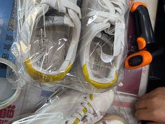 -翰皇直营洗衣洗鞋(望京鹿港店)