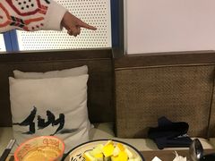 -尚尚仙·酸汤猪手·猪肚鸡火锅(华联万柳购物中心店)