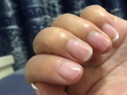 -拾花印记美甲店