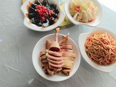 -天乐农家鱼头王(天目湖店)