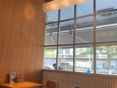 靠窗位-saigon saigon | 西贡西贡(滨北店)