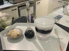 白加黑-茶是一枝花泡茶店