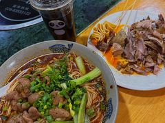 -丁丁猫重庆小面(徐州路店)