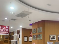 -雅悦齿科(顾村公园店)