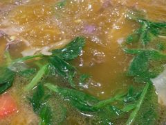 -野山舂·贵州现舂酸汤火锅(鸿通城店)