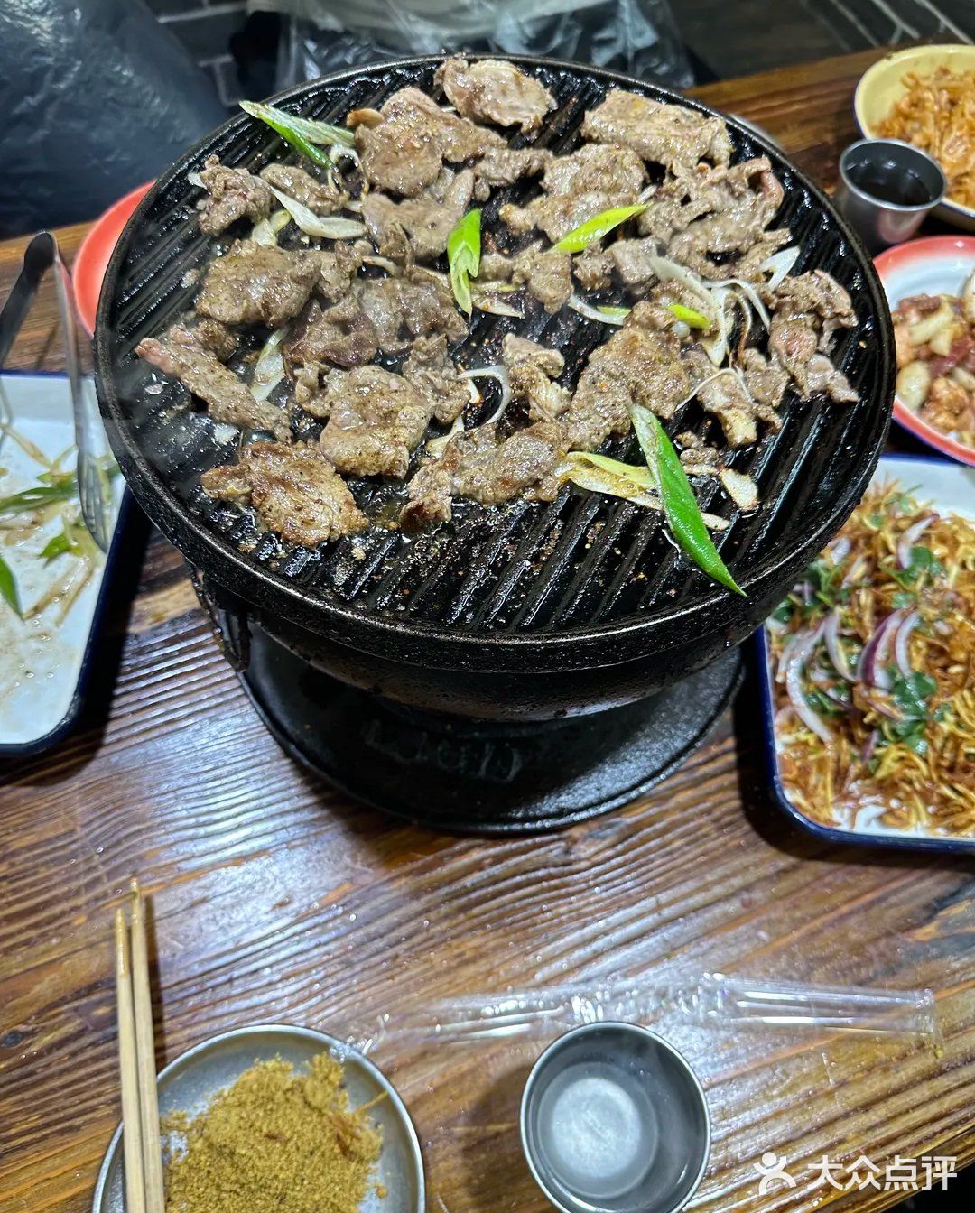 美食如诗,每一口都是生活的韵律