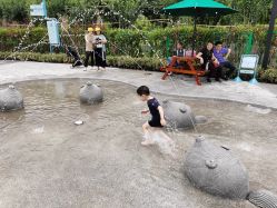 -季高兔窝窝亲子园(上海薰衣草公园店)