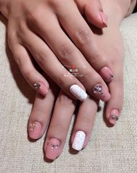 -睫乐园•睫公馆•美睫美甲沙龙