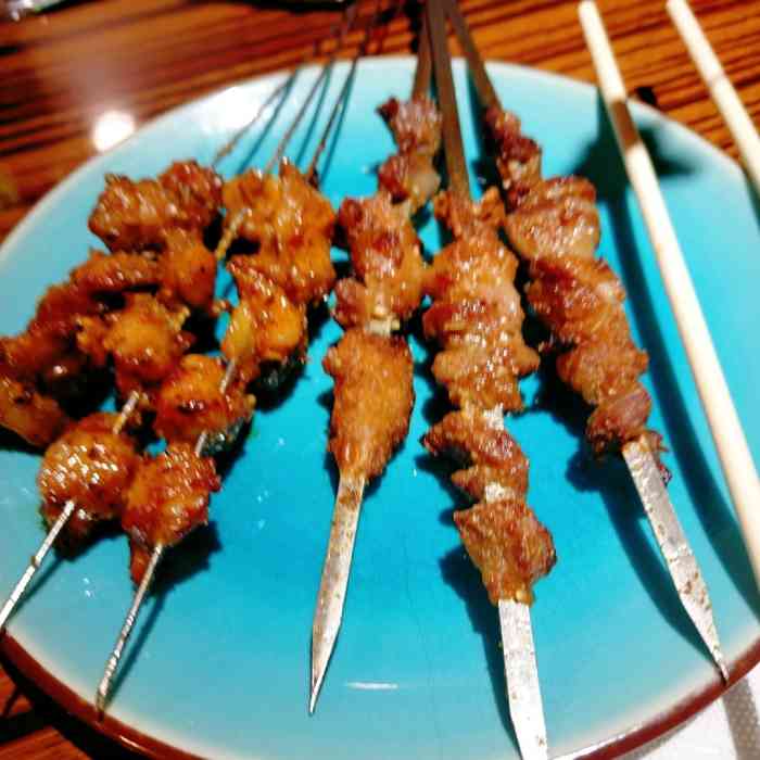 串门儿烧烤(常营中路店)-"和远道而来朋友去吃饭,就在附近溜达看看有.