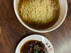 红烧牛肉面-朱新年·苏式汤团·面点(北寺塔店)