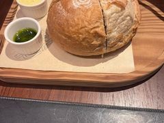 -恰餐厅及酒吧 CHAR Bar & Grill (北京丽都皇冠假日店)