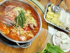 -苗侗地道红酸.酸汤鱼·酸汤牛肉