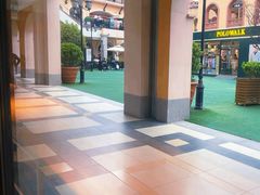 -首创奥特莱斯(西安店)