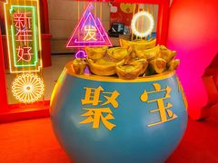 -梅龙镇广场