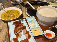 -香山湖家家宴(中山陵店)
