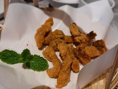 -渔语鱼新川菜Bistro(万象天地店)