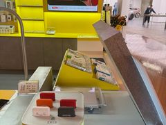 -爱回收(虹桥天地店)