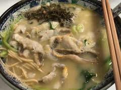 -明呈黄鱼面馆(斜土路店)