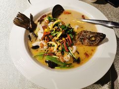 金汤酸菜海鲈鱼-肴约·花园式餐厅(湖里店)