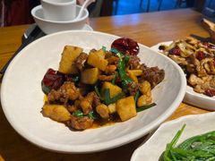 -隔壁老王·家常云南菜(花巷店)