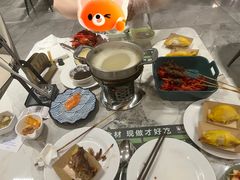 -金马门国际美食百汇(珞喻路店)