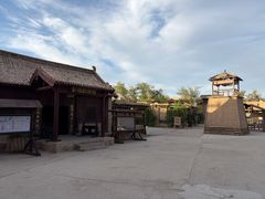 -敦煌古城