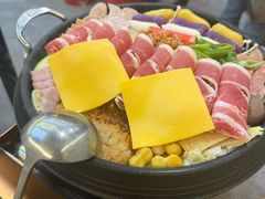 -豚妈妈汤饭·部队锅(南京东路店)