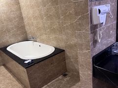 -清水湾酒店(深圳横岗塘坑地铁站店)