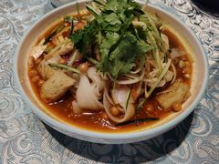 石河子凉皮-巴扎美食·新疆菜·西域歌舞表演餐厅(新疆大厦店)