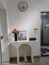 -闺蜜瑜伽·普拉提女性塑形馆