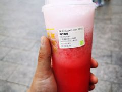 -奈雪的茶(百盛店)
