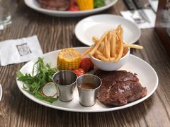 -The BREW·酿餐厅(浦东嘉里大酒店)